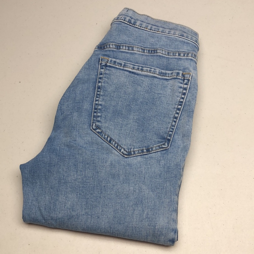 LIKE NEW GARAGE HIGH-RISE SKINNY JEANS 3/26x29 ⭐️